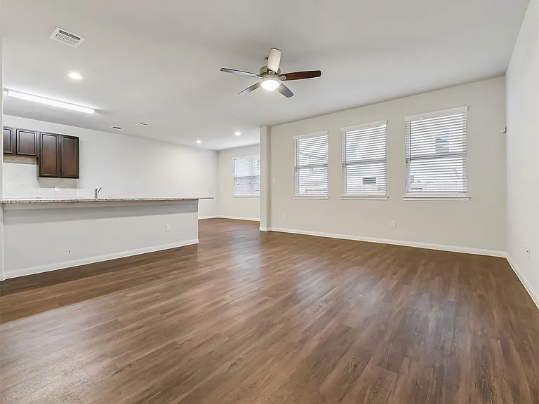 24634 Bastiani Canvas Ln — Photo 2