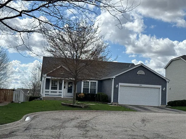 1214 Jerome Ct, Antioch, IL 60002