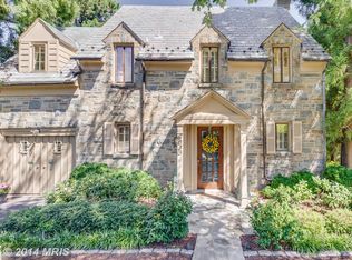 6033 Woodmont Rd, Alexandria, VA 22307