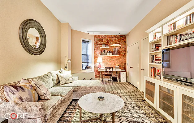 Sold by CORE | media 18