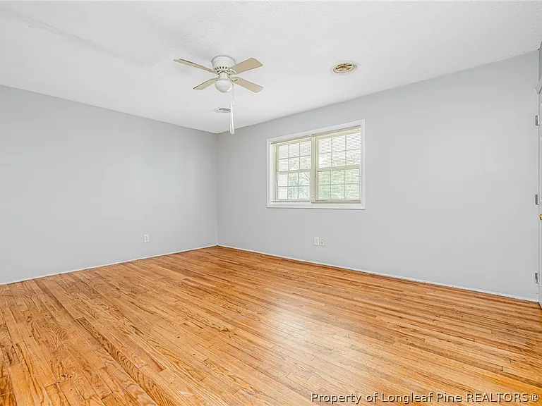 2328 Barrington Cir — Photo 21