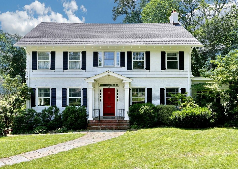 1st image of 58 Euclid Ave