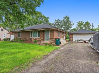 167 94th Ave NE, Blaine, MN 55434