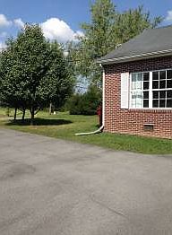 1st image of 3109 W Walnut St APT 1