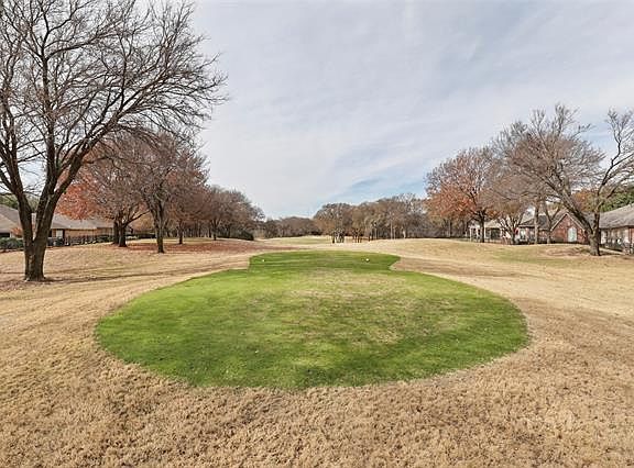 2nd image of 3524 Stone Creek Ln S