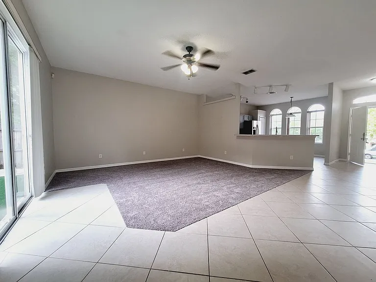1181 Dekleva Dr — Photo 5