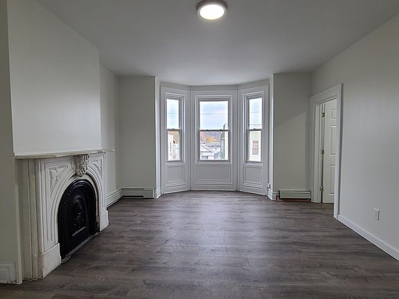 4th image of 1513 5th Ave #2