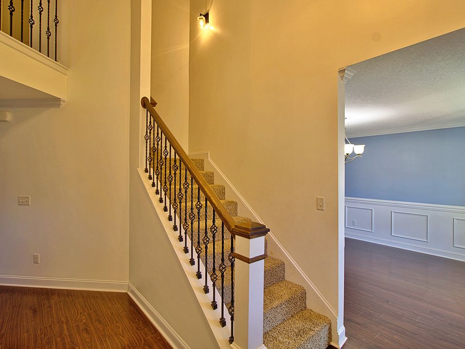 702 Auburn Cv, Hinesville, GA 31313 | Zillow