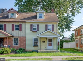 24 E Market St, Lititz, PA 17543