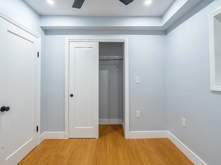 614 Columbus Ave — Photo 8