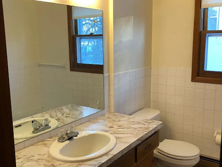 521 State St — Photo 10