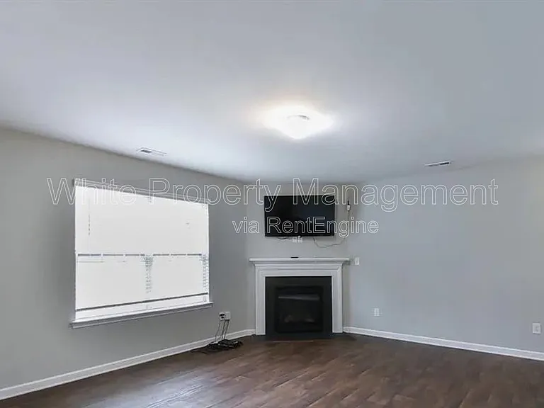 1525 Lilly Springs Pl — Photo 12