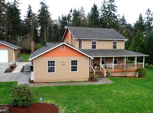 730 Greenoch Loop, Oak Harbor, WA 98277