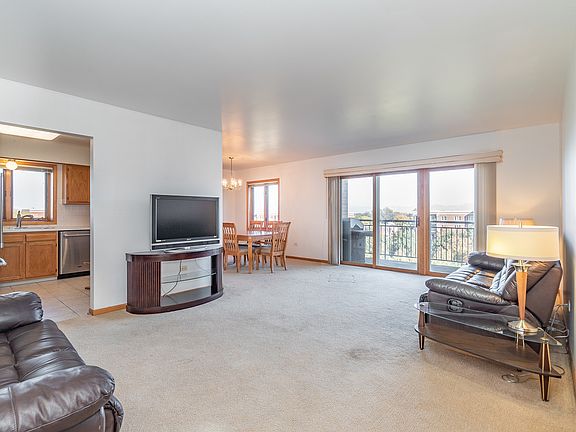 4th image of 6441 W Warner Ave APT 502