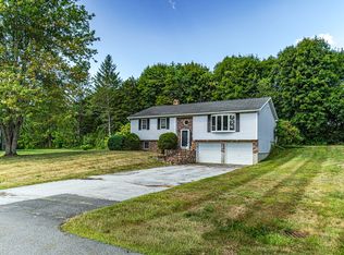 33 Hillside Dr, Hampden, ME 04444