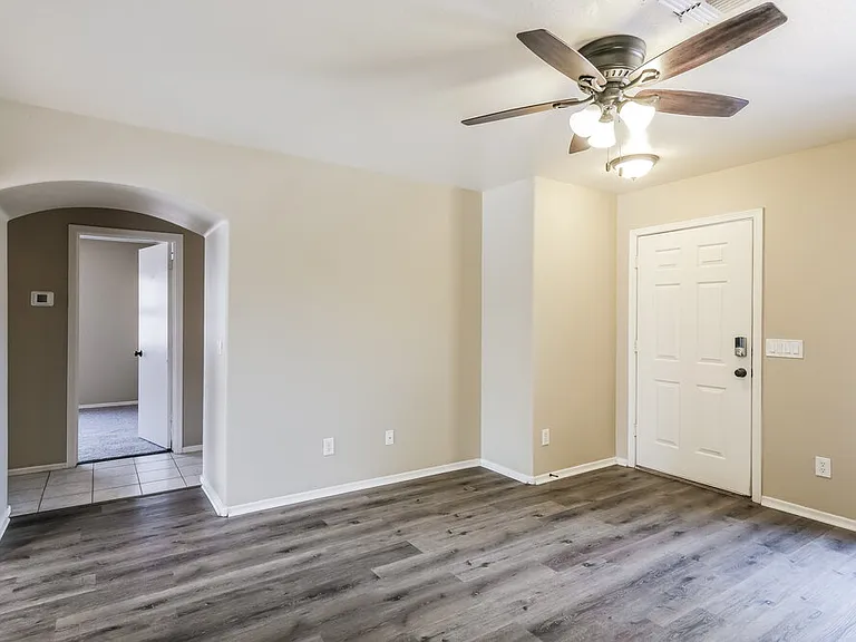 12649 W Shaw Butte Dr — Photo 5