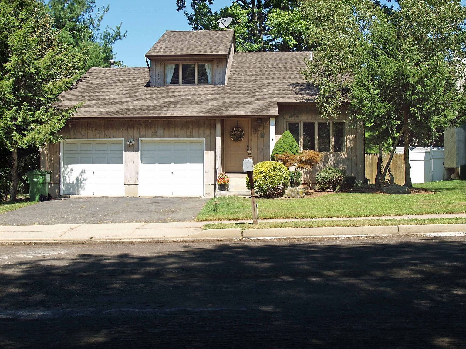 73 Calvert Ave E, Edison, NJ 08820 Zillow