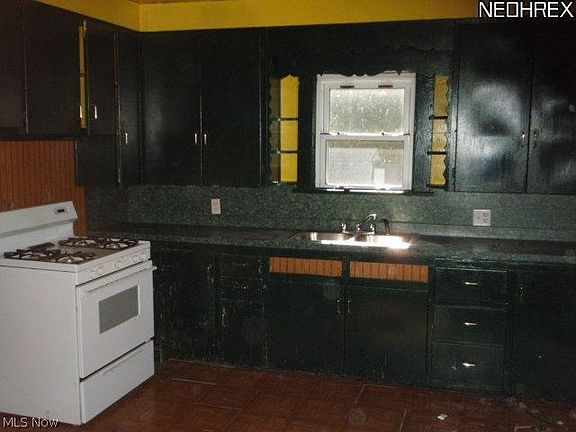 4th image of 128 N Lorain Ave