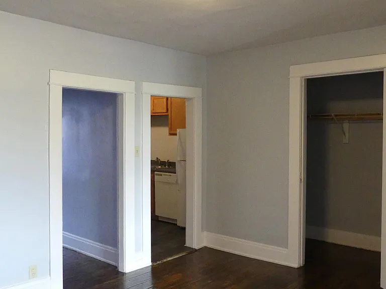 1231 N 4th St #1/2 — Photo 3