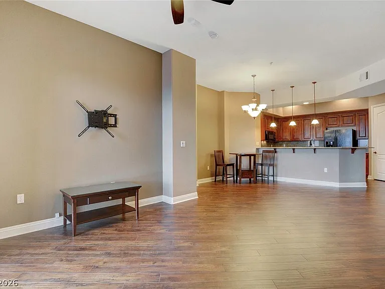 62 E Serene Ave #414 — Photo 20