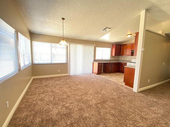 5th image of 23781 Antler Ct