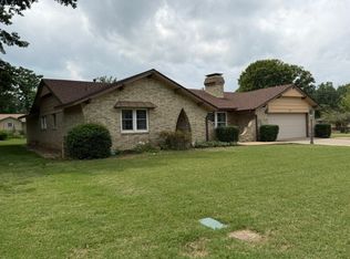 424 Jones St, Siloam Springs, AR 72761