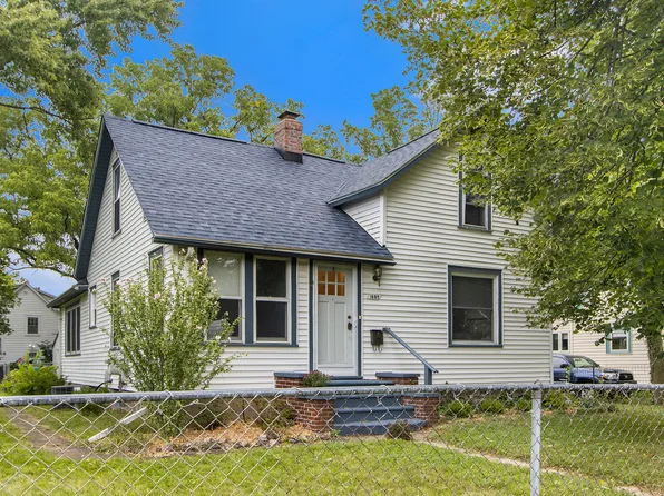 1532 Blakeslee St, Kalamazoo, MI 49006