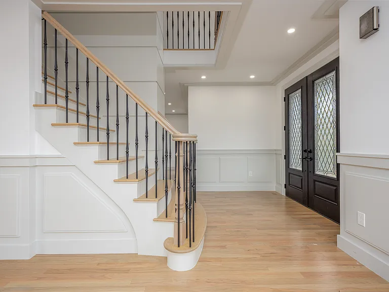 1 Victoria Ln — Photo 12