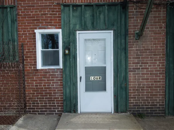 106 N Main St, Sellersville, PA 18960