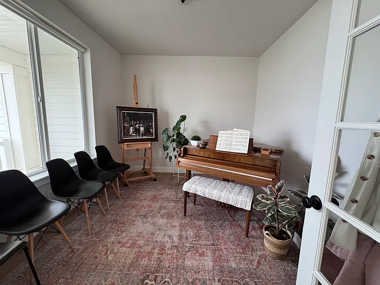 1457 N Arcadia Dr — Photo 5
