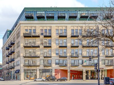 1645 W Ogden Ave Unit 429, Chicago, IL, 60612