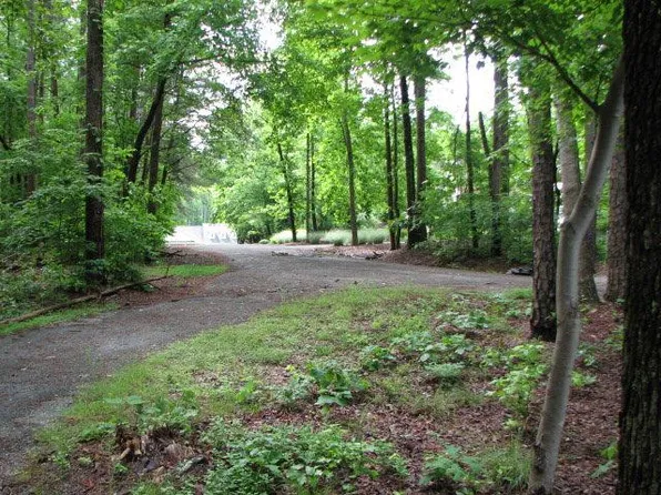 48 Beechwood Ct, Clarksville, VA 23927