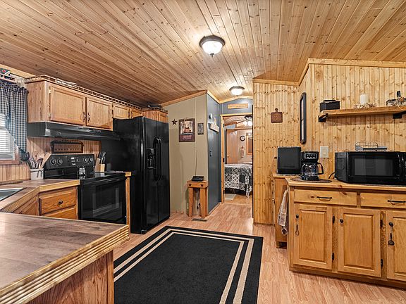 4th image of 164 Royer Ln