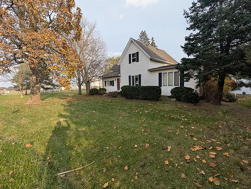 6063 US Route 42 Photo 1