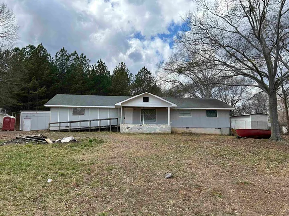 100 Clary Dr, Spartanburg, SC 29303