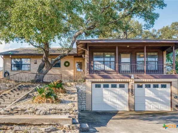2230 Stagecoach Dr, Canyon Lake, TX 78133