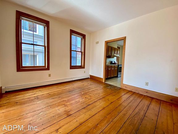 3rd image of 16 Market St #10353374