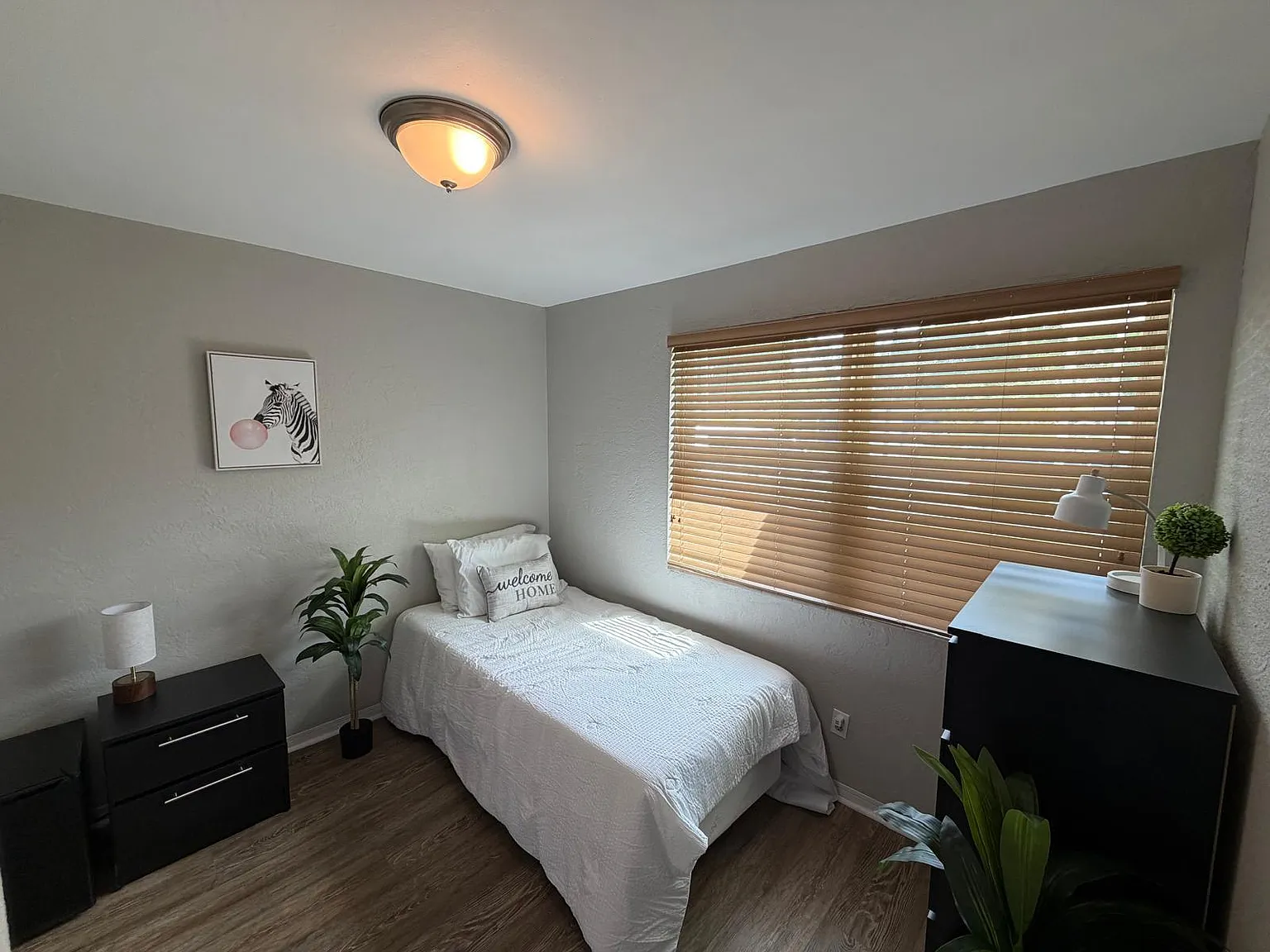 4 bed, 2.0 bath, 1240 sqft, $815 — Photo 4