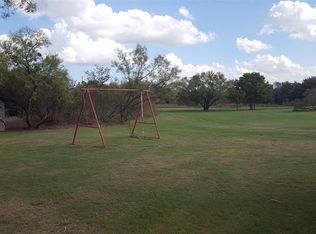 5698 Old Electra Rd, Iowa Park, TX 76367