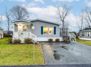 285 Cooper Ln, East Greenwich, RI 02818