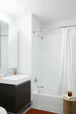 Rented by Tishman Speyer | media 3