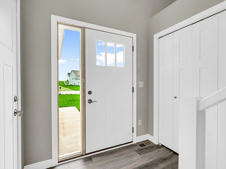 335 Cypress St — Photo 23