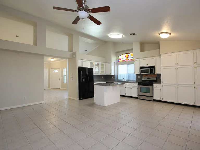 8767 Mesa Brook Way — Photo 3