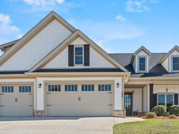 200 Perth Ct, Warner Robins, GA 31088