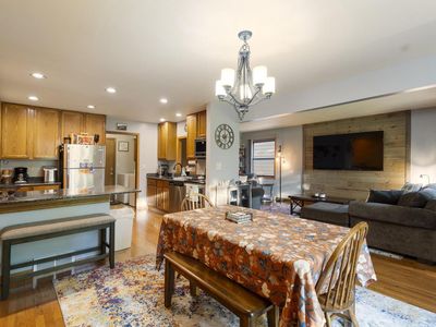 6507 West Dodge PLACE, Milwaukee, WI, 53220