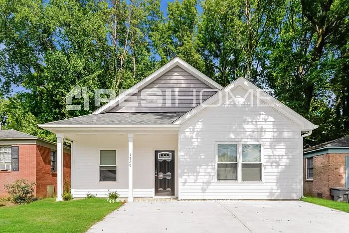 3 bed, 2.0 bath, 1255 sqft, $1,845 — Photo 1
