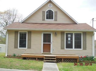 304 S Flora St, La Fayette, GA 30728