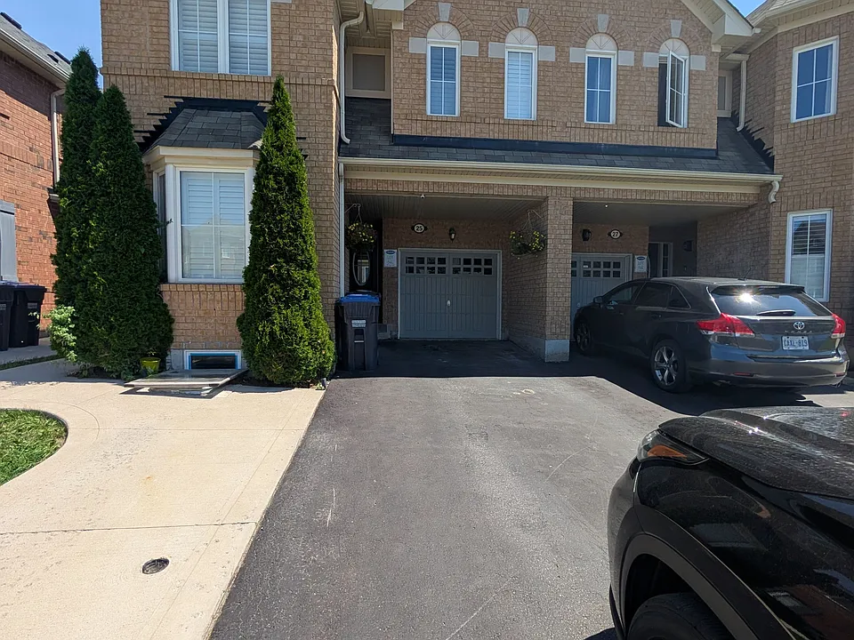 25 Caliper Rd #BASEMENT