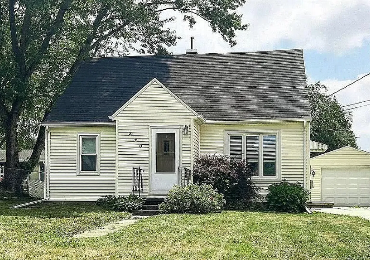 320 Eldora, Hudson — Photo 1