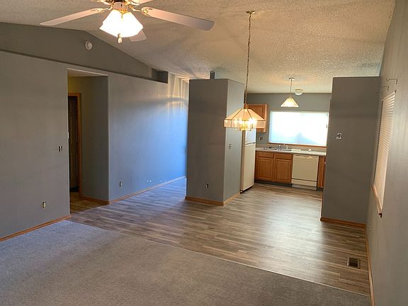 4th image of 5375 Butterfield Dr